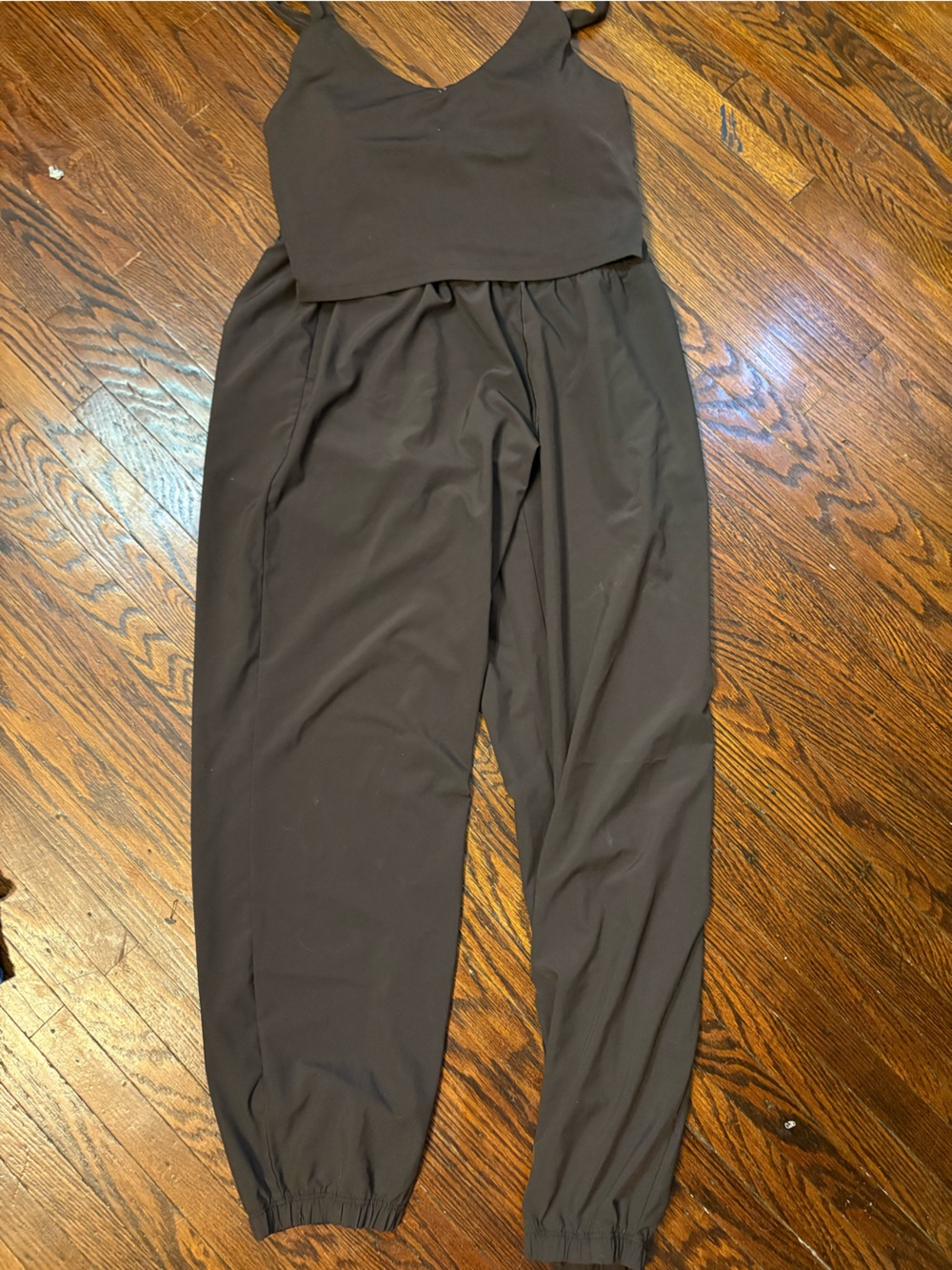 Offline by aerie hot stuff jogger and longline sports bra